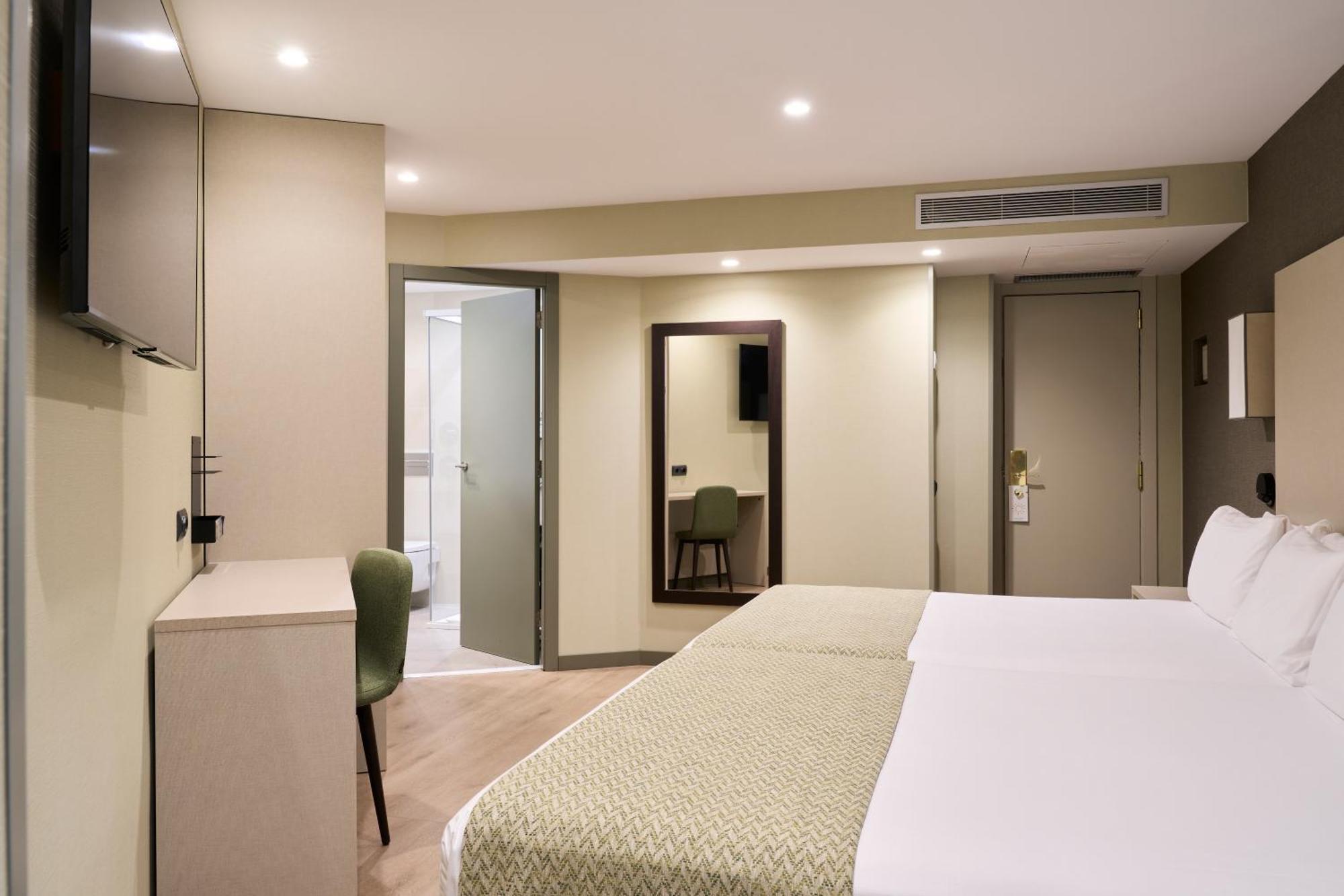 Catalonia Park Putxet Hotel Barcelona Phòng bức ảnh