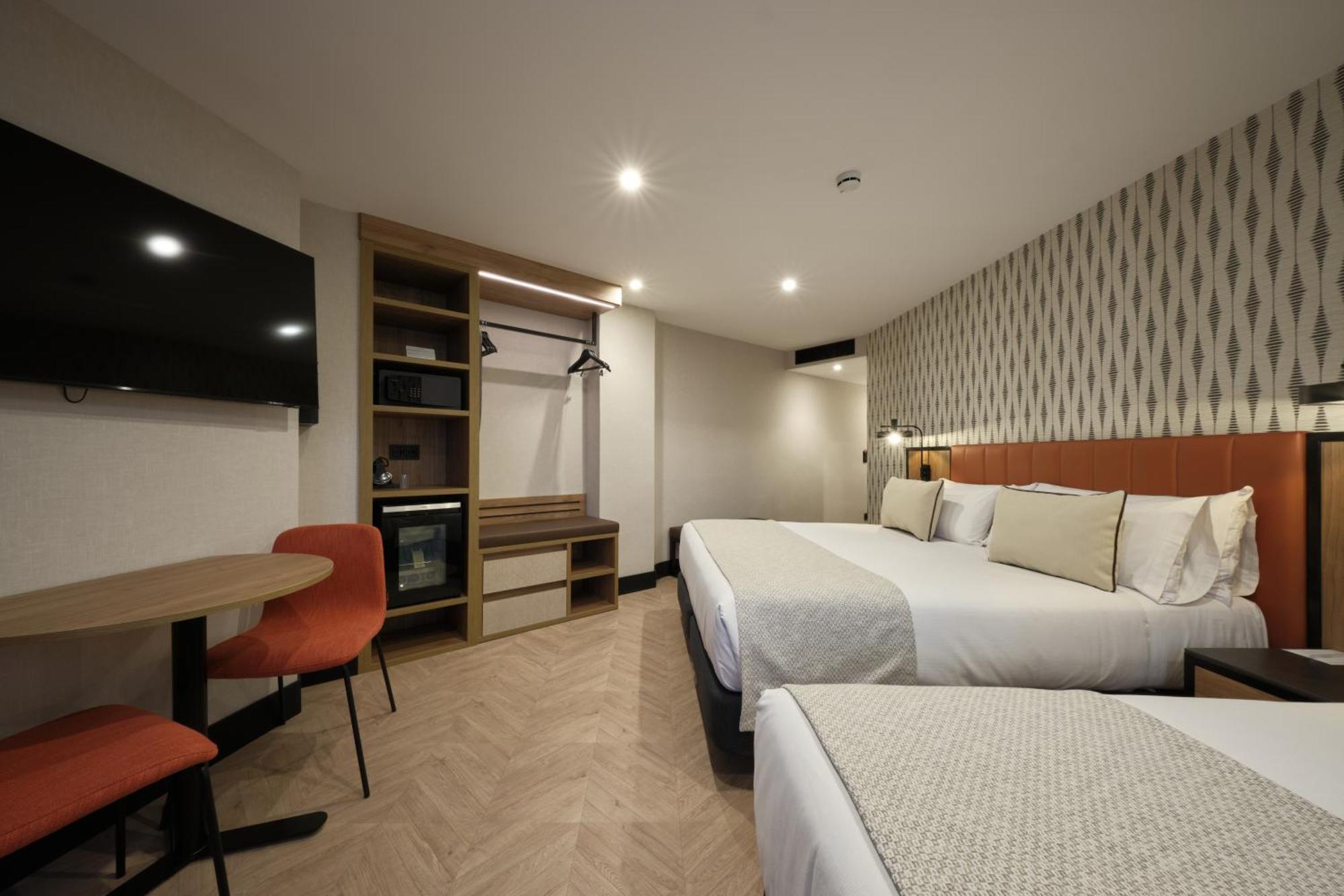 Catalonia Park Putxet Hotel Barcelona Ngoại thất bức ảnh