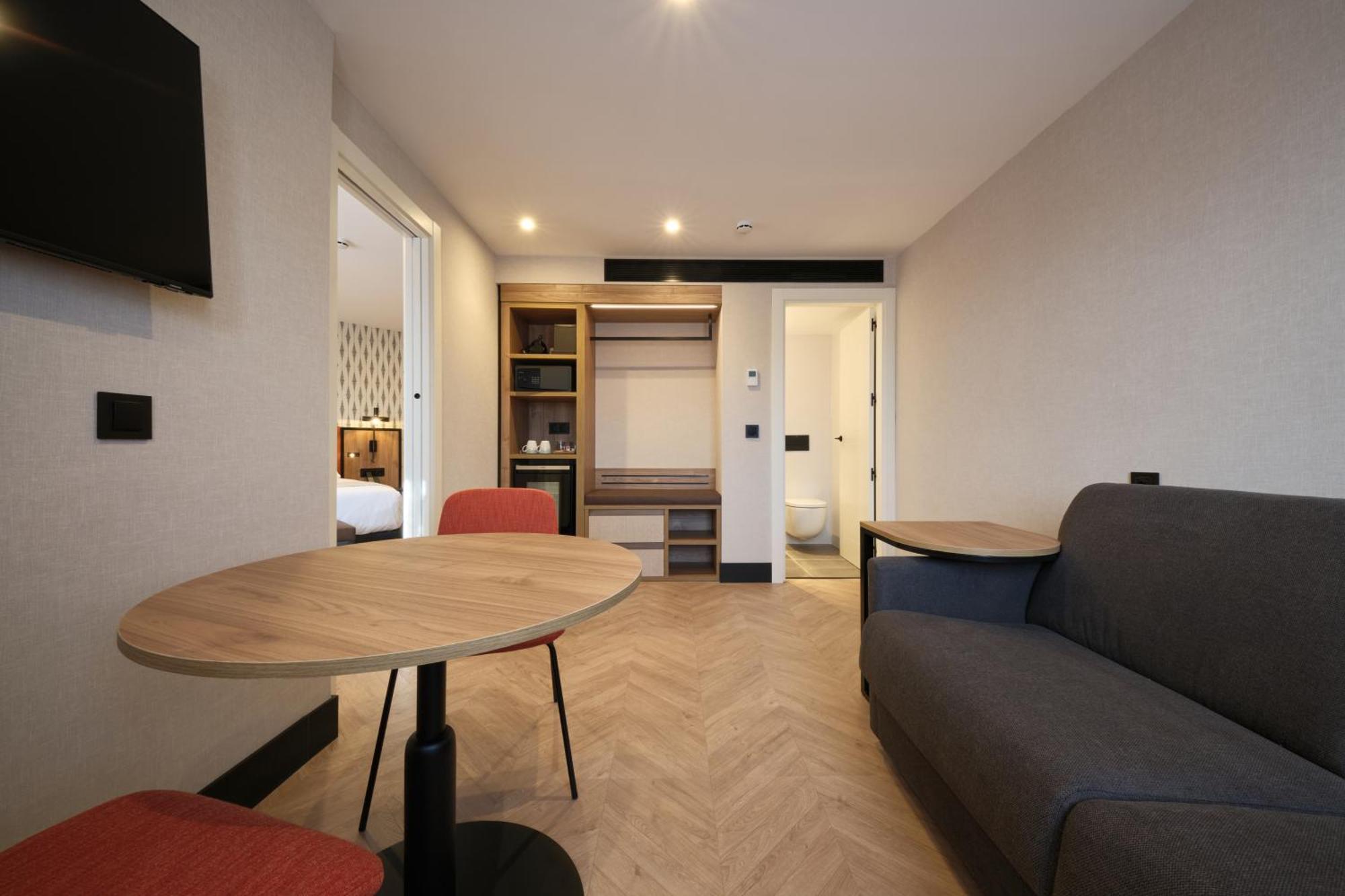Catalonia Park Putxet Hotel Barcelona Ngoại thất bức ảnh