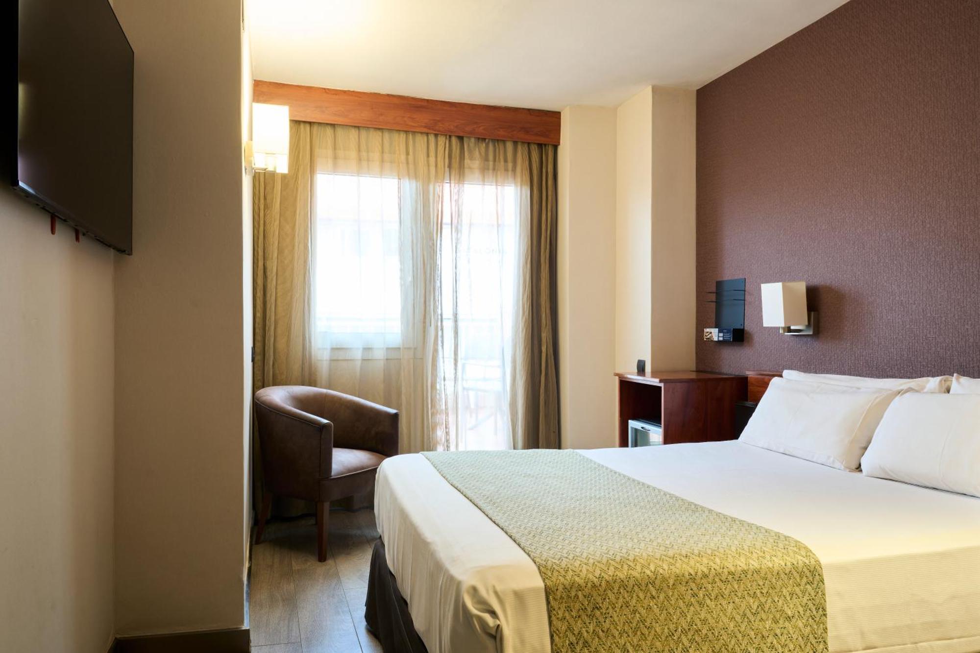 Catalonia Park Putxet Hotel Barcelona Ngoại thất bức ảnh