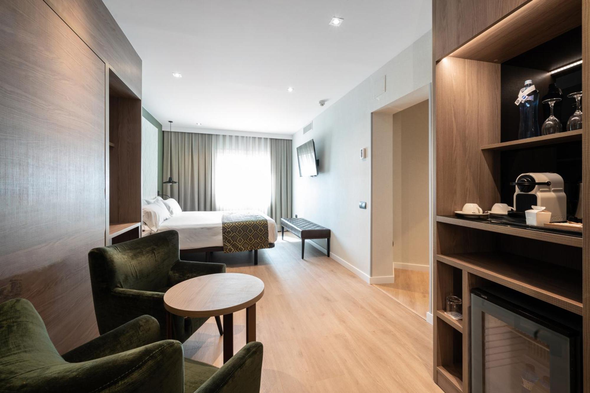 Catalonia Park Putxet Hotel Barcelona Ngoại thất bức ảnh