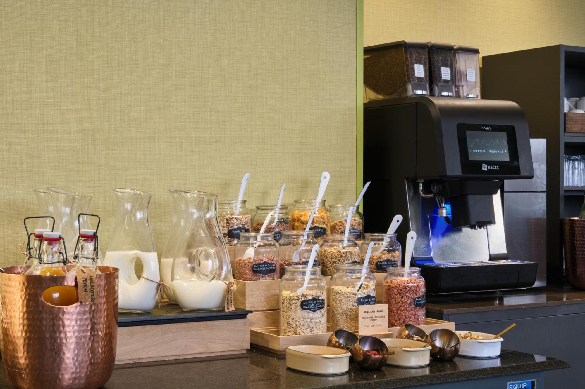 Catalonia Park Putxet Hotel Barcelona Ngoại thất bức ảnh